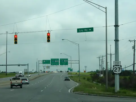 Traffic at the north end of US 27 near I-69 in Fort Wayne